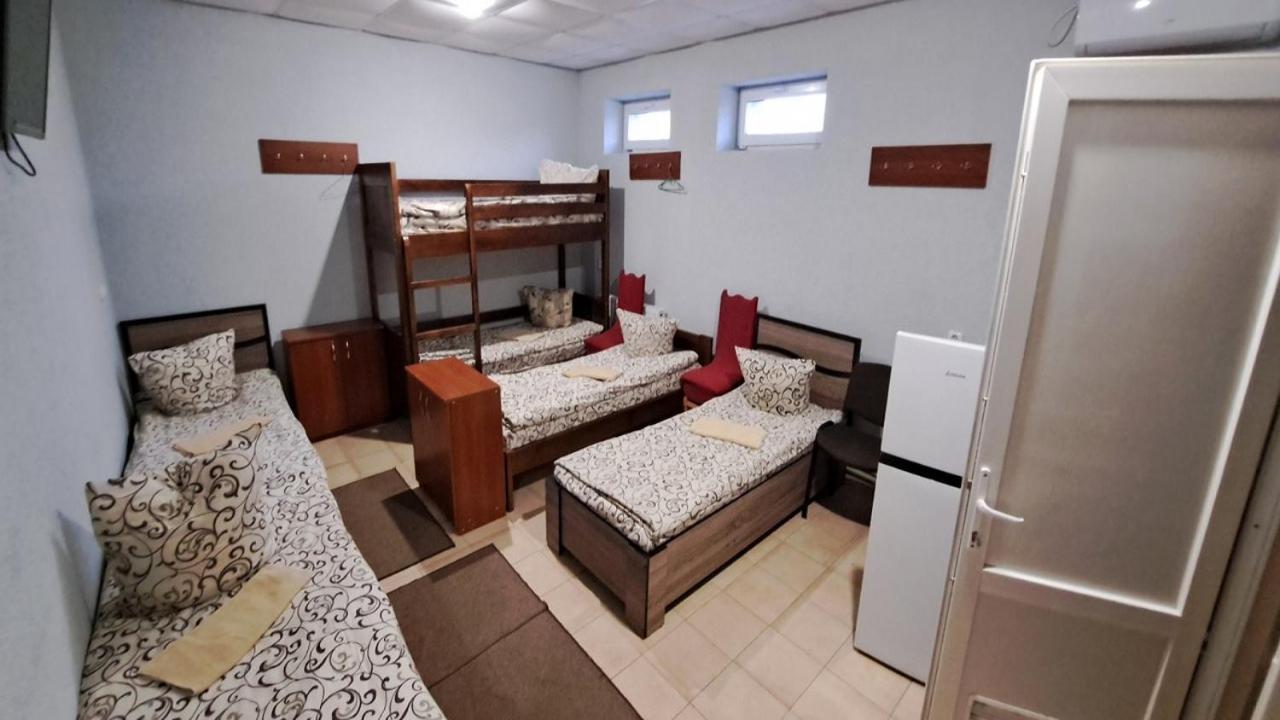Мотель Ок 舍佩蒂夫卡 外观 照片